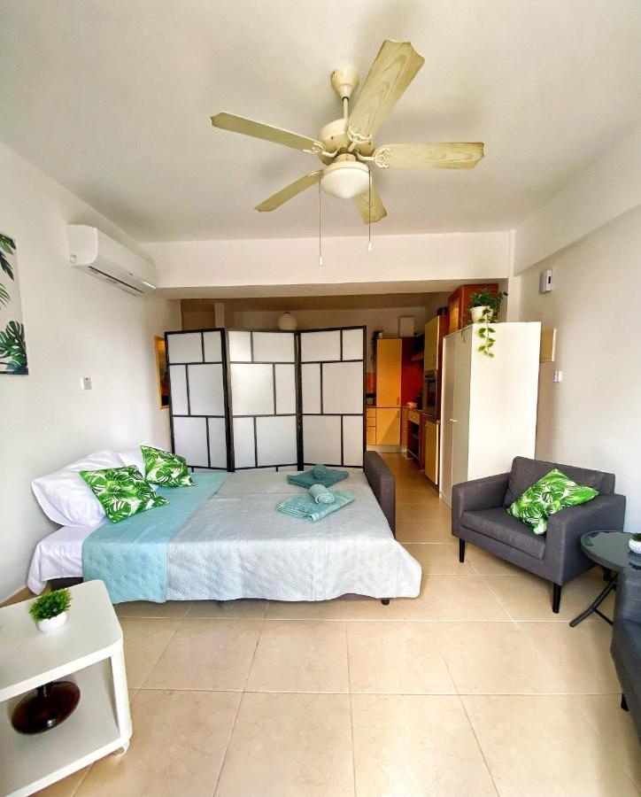 Cozy Poolside Apartment Paphos Luaran gambar