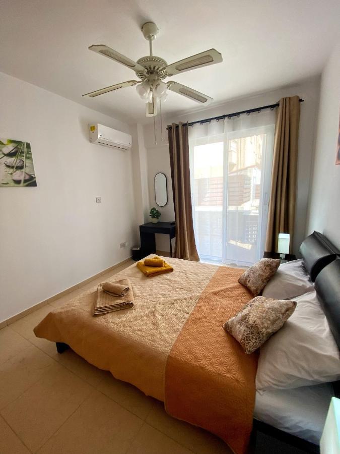 Cozy Poolside Apartment Paphos Luaran gambar