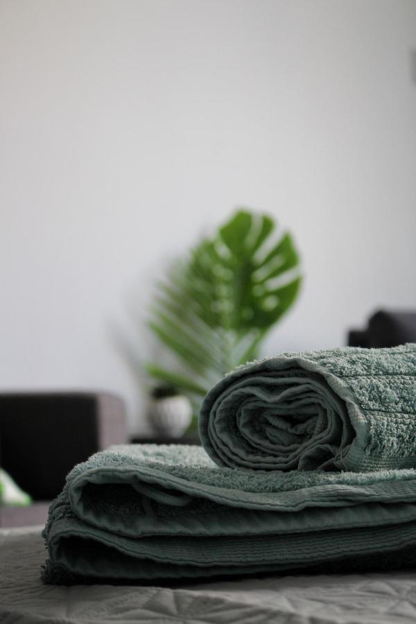Cozy Poolside Apartment Paphos Luaran gambar