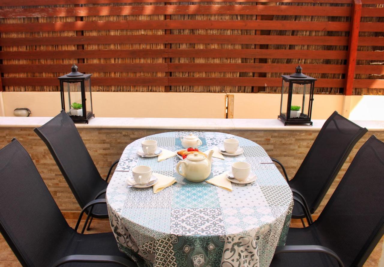 Cozy Poolside Apartment Paphos Luaran gambar